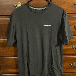 Patagonia tshirt like new